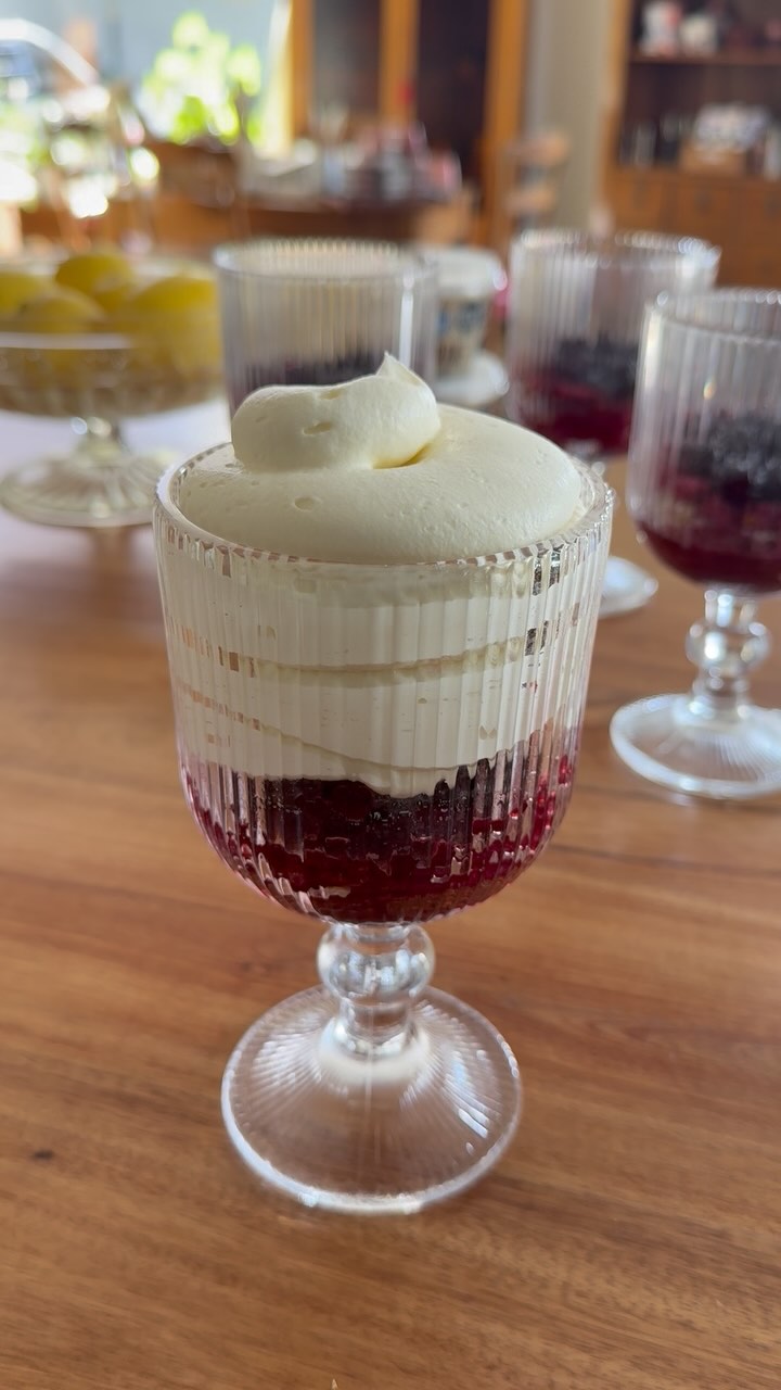 Foto de Copos de moras y mascarpone